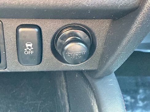 Used 2025 Mitsubishi Outlander Sport ES AWD/4WD image 33