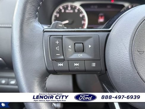 Used 2022 Nissan Pathfinder SL w/ SL Premium Package FWD image 20