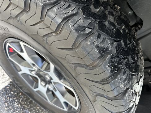 Used 2022 Jeep Wrangler Rubicon AWD/4WD image 9