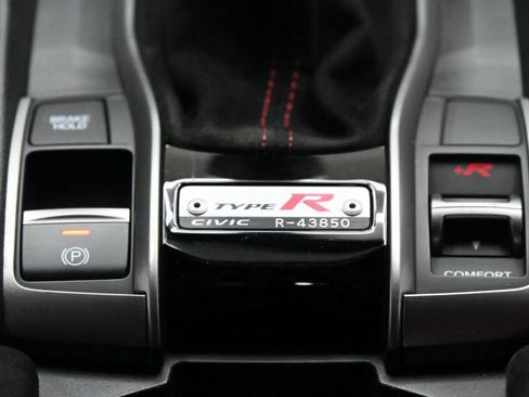 Used 2019 Honda Civic Type R image 40