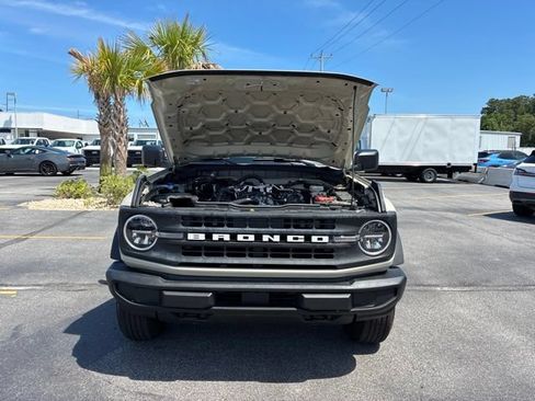 Used 2025 Ford Bronco 4-Door AWD/4WD image 21