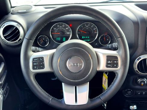 Used 2017 Jeep Wrangler Unlimited Sahara w/ Quick Order Package 24E Chief image 22