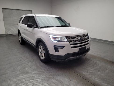 Used 2018 Ford Explorer XLT FWD image 13