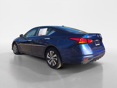 Used 2019 Nissan Altima 2.5 S image 3