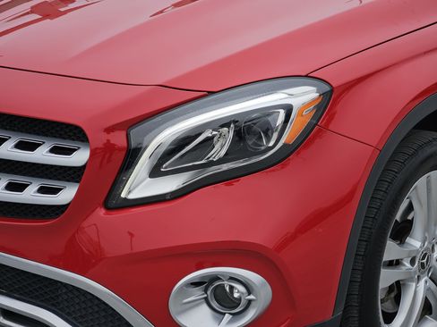 Used 2019 Mercedes-Benz GLA 250 image 9