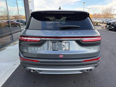 New 2026 Lincoln Corsair Premiere image 4