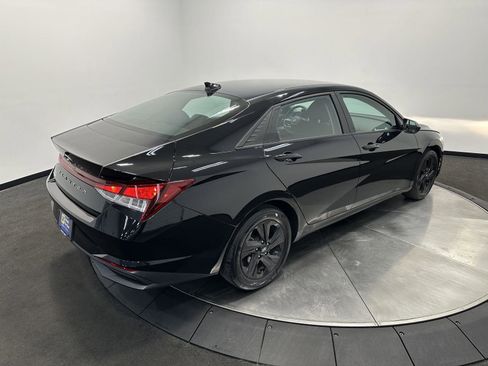 Certified 2023 Hyundai Elantra SEL w/ Cargo Package image 7