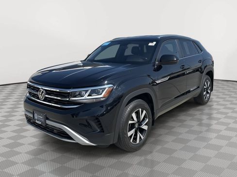 Certified 2023 Volkswagen Atlas Cross Sport SE AWD/4WD image 4