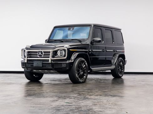 Used 2022 Mercedes-Benz G 550 w/ Exclusive Interior Package image 9
