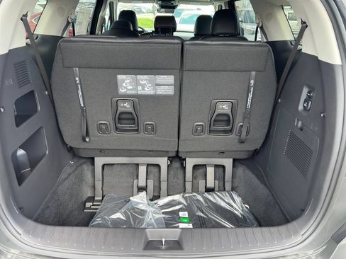 New 2026 Kia Carnival SX FWD image 9