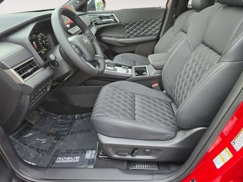 New 2026 Nissan Rogue Platinum AWD/4WD image 18