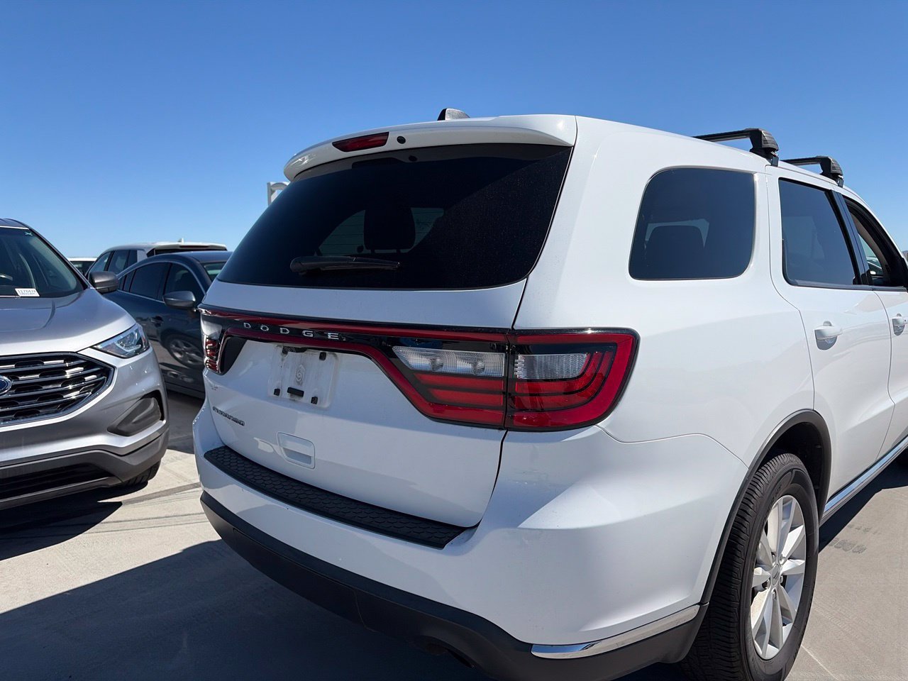 Used 2020 Dodge Durango SXT w/ 3rd Row Seating Group RWD image 4