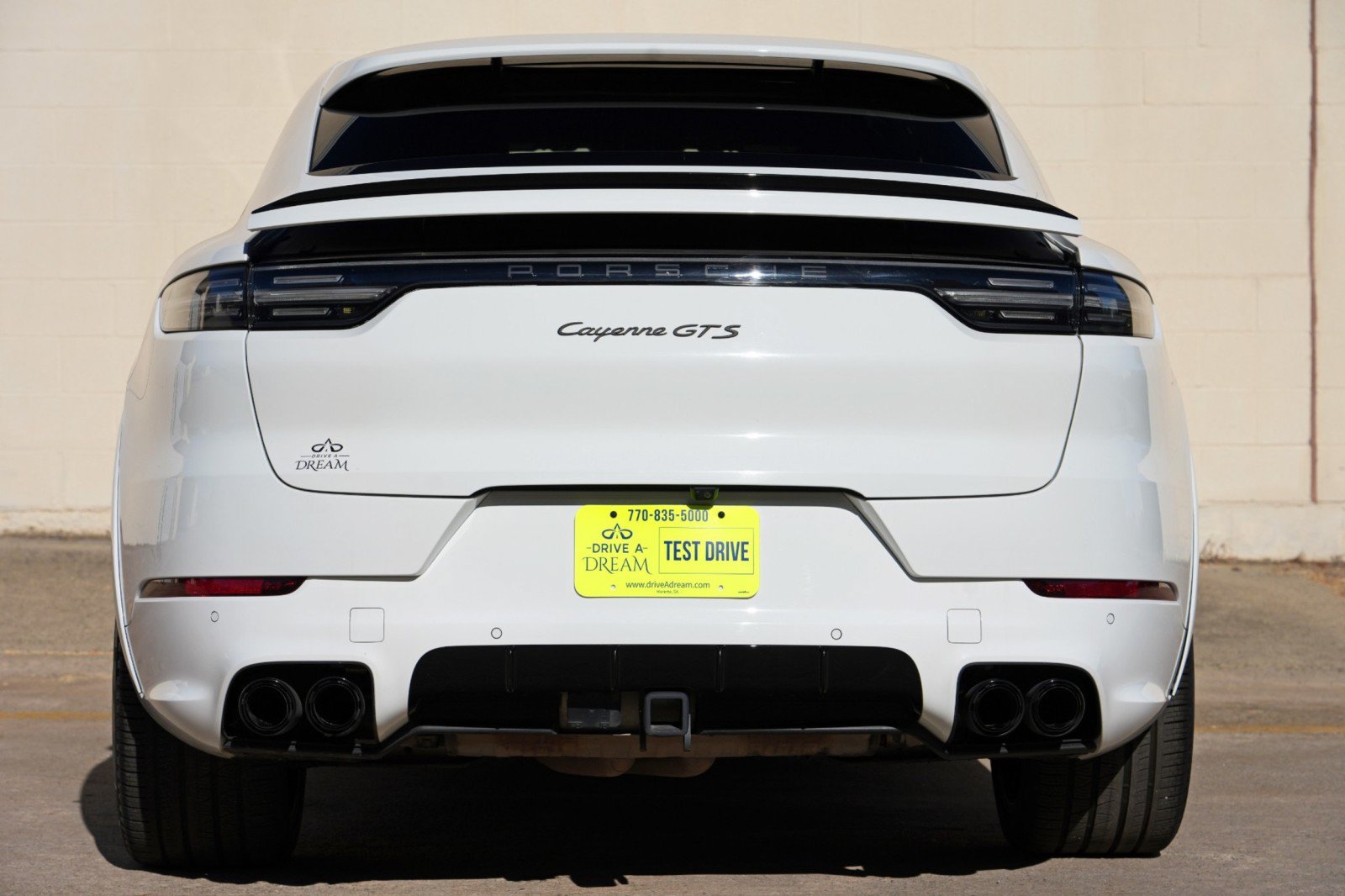 Used 2022 Porsche Cayenne GTS w/ Towing Package w/o Tow Ball AWD/4WD image 11