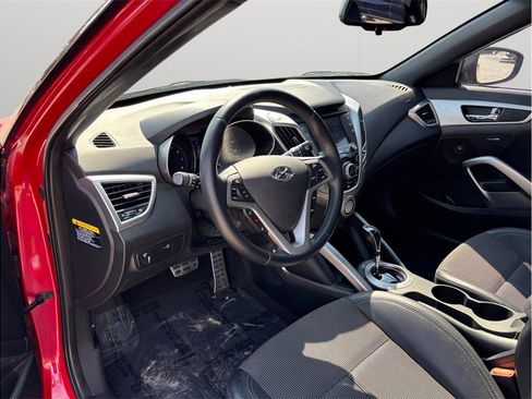 Used 2016 Hyundai Veloster w/ Option Group 02 image 6