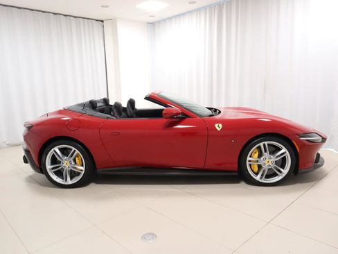 Used 2025 Ferrari Roma Spider image 8