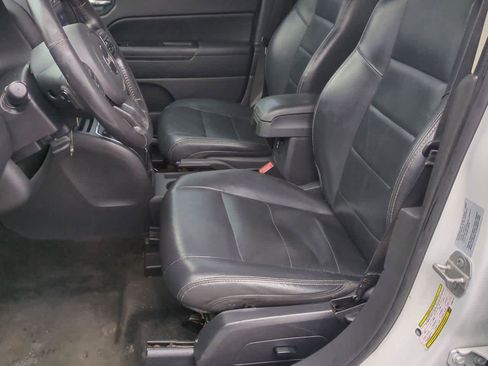 Used 2016 Jeep Patriot High Altitude image 15