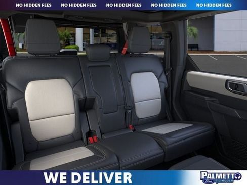 New 2026 Ford Bronco Outer Banks w/ Sasquatch Package AWD/4WD image 11