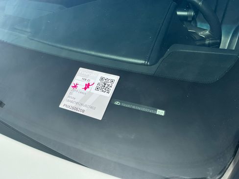 Used 2019 Lexus ES 350 F Sport w/ Accessory Package image 25