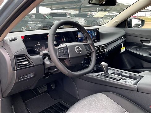 New 2026 Nissan Sentra SV w/ Floor Mat Package FWD image 8