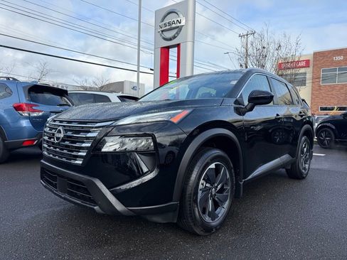 Certified 2024 Nissan Rogue SV w/ SV Premium Package image 1