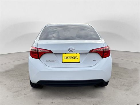 Used 2017 Toyota Corolla LE image 4
