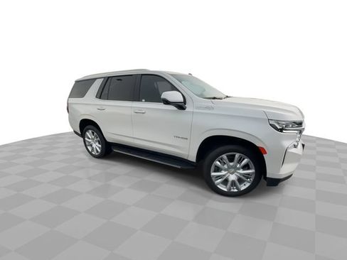 Certified 2024 Chevrolet Tahoe High Country w/ Advanced Technology Package AWD/4WD image 2