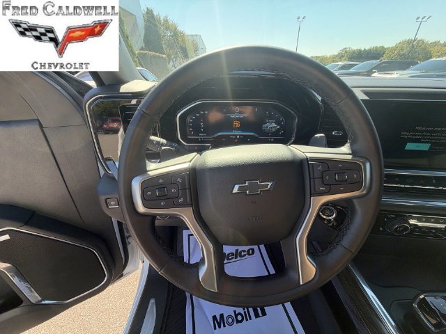 Used 2023 Chevrolet Silverado 1500 RST w/ Convenience Package II AWD/4WD image 17