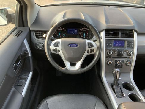 Used 2013 Ford Edge SEL FWD image 22