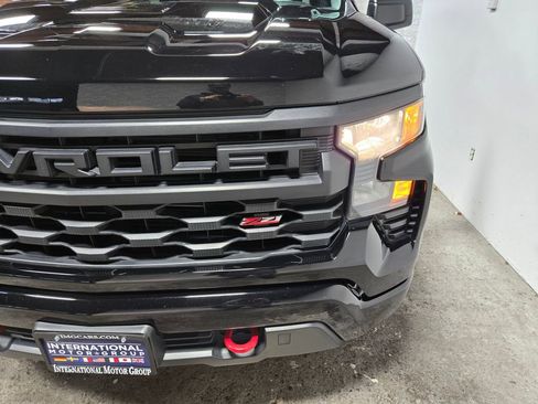 Used 2022 Chevrolet Silverado 1500 Custom Trail Boss AWD/4WD image 6