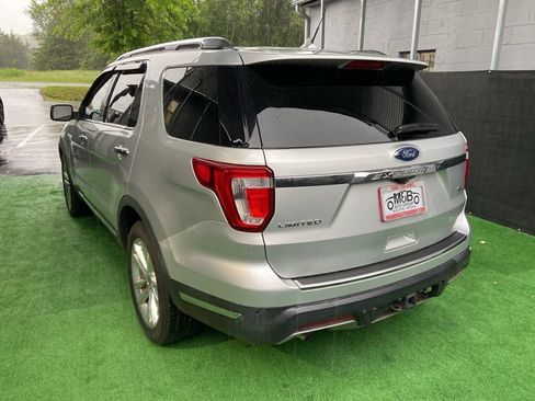 Used 2019 Ford Explorer Limited w/ Ford Safe & Smart Package FWD image 6