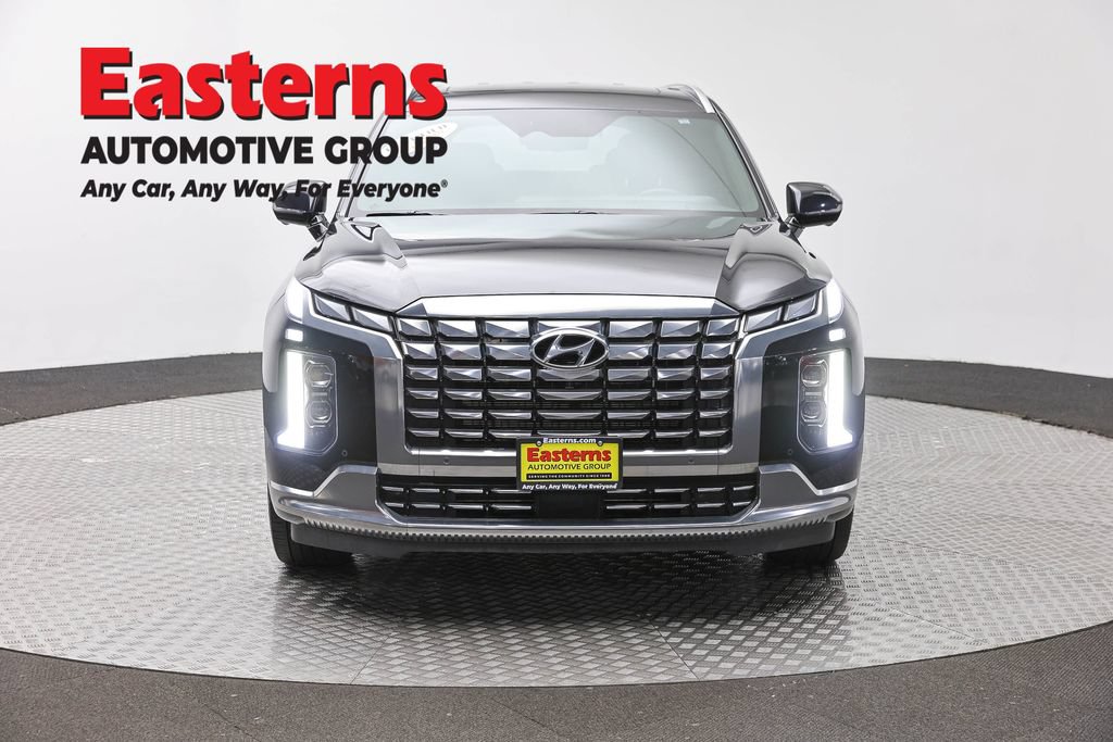 Used 2024 Hyundai Palisade Calligraphy AWD/4WD image 3