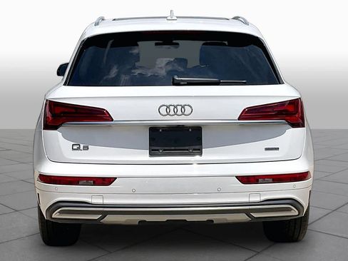 Used 2021 Audi Q5 2.0T Premium Plus w/ Premium Plus Package AWD/4WD image 5
