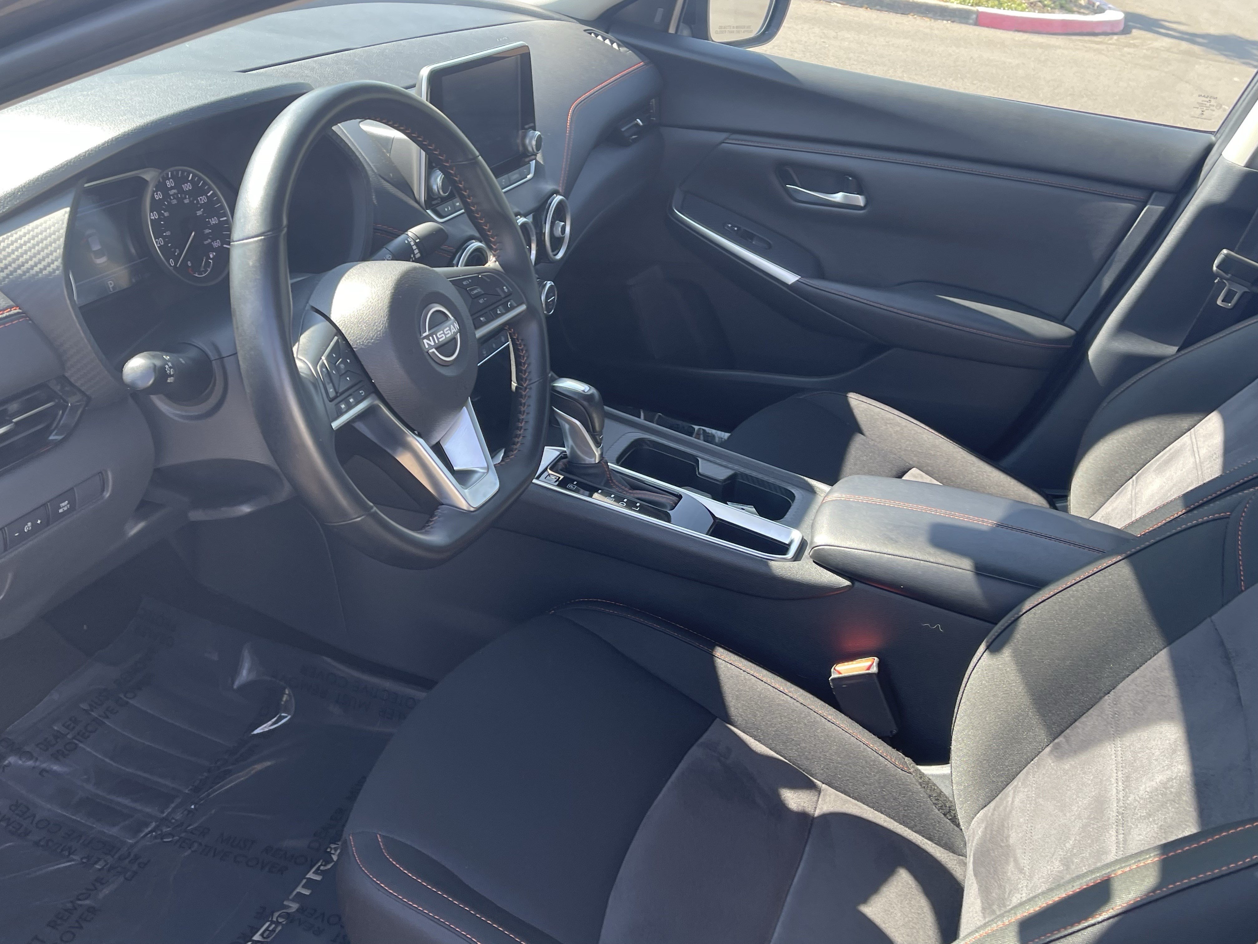 Used 2025 Nissan Sentra SR FWD image 10