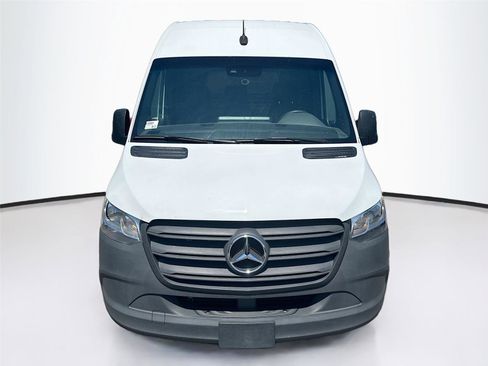 Used 2024 Mercedes-Benz Sprinter 2500 w/ Acoustic Package image 2