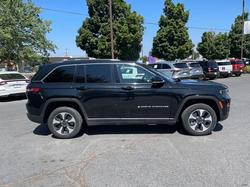 Used 2024 Jeep Grand Cherokee Limited 4xe AWD/4WD image 6