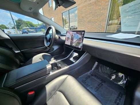 Used 2019 Tesla Model 3 image 53