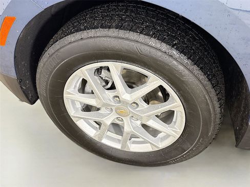 Used 2024 Chevrolet Equinox LT AWD/4WD image 31