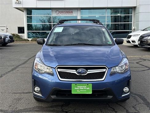 Used 2017 Subaru Crosstrek 2.0i image 6