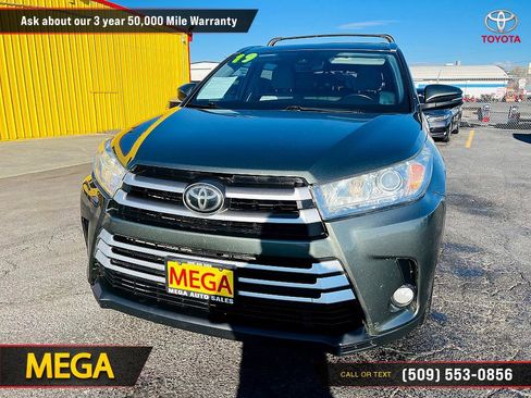 Used 2019 Toyota Highlander XLE image 4