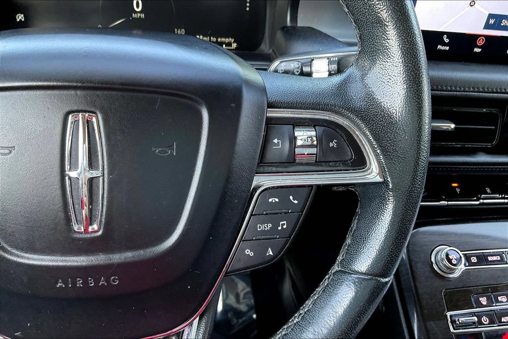 Used 2022 Lincoln Nautilus AWD w/ Premium Package image 12