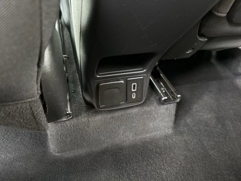 Used 2022 Chevrolet TrailBlazer LT w/ Convenience Package image 13