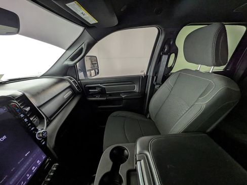 Used 2025 RAM 2500 Big Horn image 29