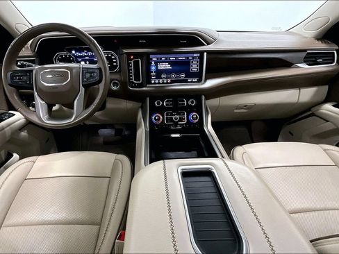 Used 2021 GMC Yukon Denali AWD/4WD image 18