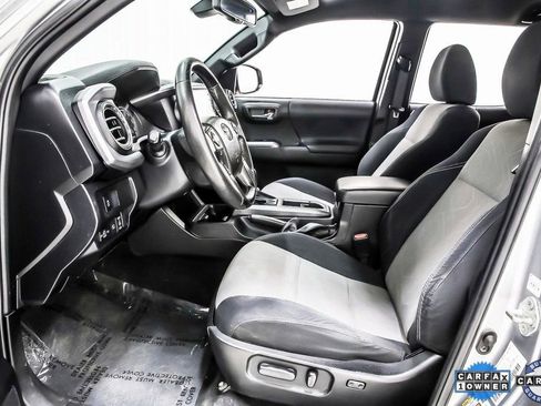 Used 2023 Toyota Tacoma TRD Sport image 26