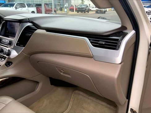 Used 2015 GMC Yukon XL SLT w/ Open Road Package image 19