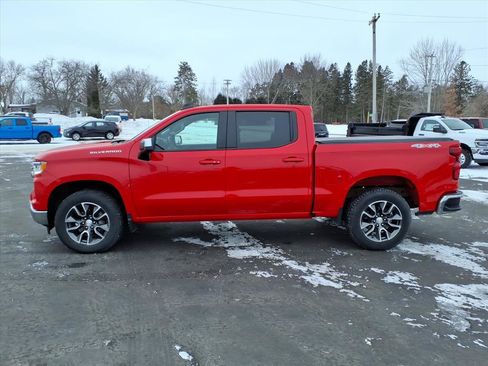 Certified 2022 Chevrolet Silverado 1500 LT image 2