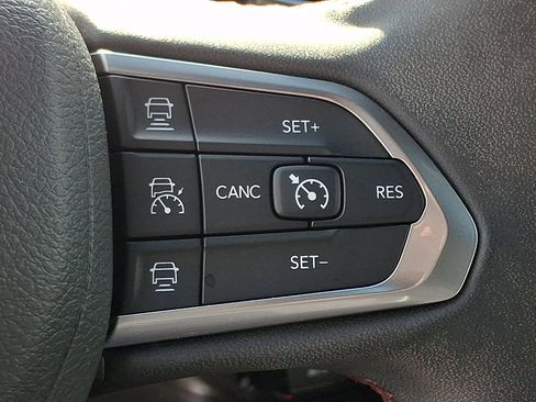 Used 2023 Jeep Compass Trailhawk image 21