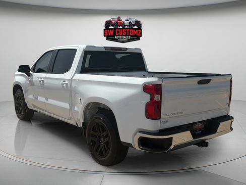 Used 2024 Chevrolet Silverado 1500 LT AWD/4WD image 5