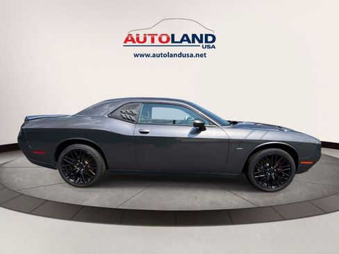 Used 2018 Dodge Challenger GT w/ Driver Convenience Group AWD/4WD image 3