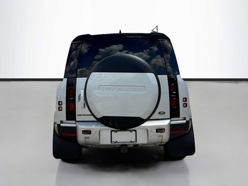 Certified 2023 Land Rover Defender 110 S AWD/4WD image 4
